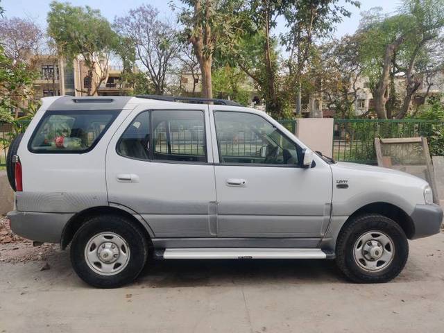 https://images10.gaadi.com/usedcar_image/4209843/original/5344183d81ef70f39c4d5f48f8dbe6e3.jpg?imwidth=6402