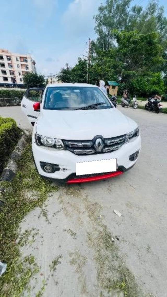 https://images10.gaadi.com/usedcar_image/4209974/original/processed_d942fe42-1f29-4e72-b278-936d4add83f5.jpeg?imwidth=6400