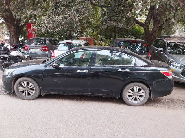 https://images10.gaadi.com/usedcar_image/4210008/original/c93140ae012baf1f7506d58c8df3ab63.jpg?imwidth=6400