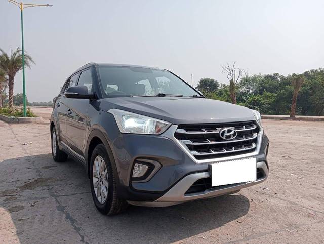 https://images10.gaadi.com/usedcar_image/4210023/original/processed_8239b83421b66e9392f11da175c3640d.jpg?imwidth=6400