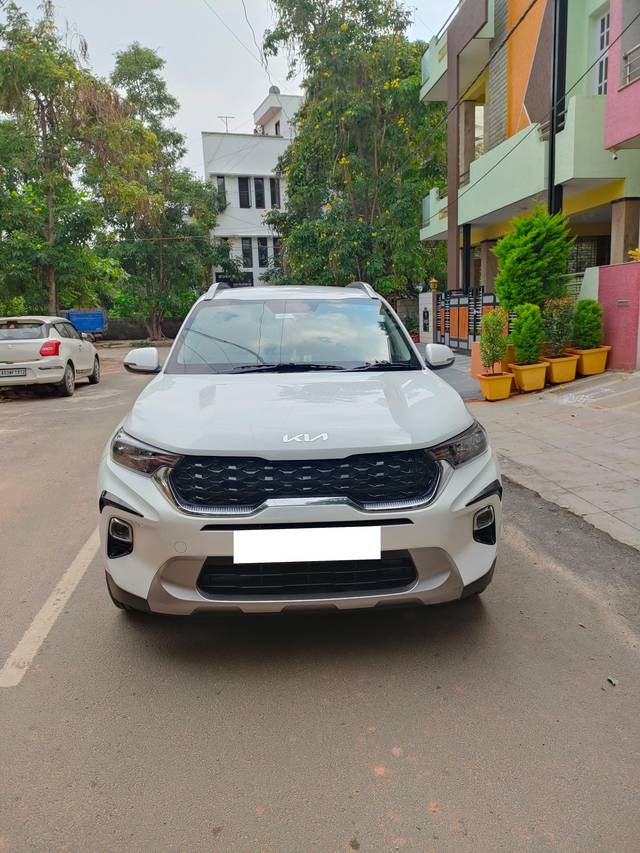 https://images10.gaadi.com/usedcar_image/4210051/original/processed_a283775a8d7c6069953c87f3636f606b.jpg?imwidth=6400