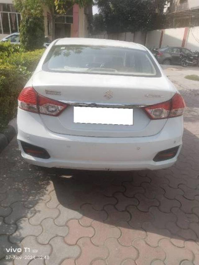 https://images10.gaadi.com/usedcar_image/4210067/original/433ced1bbe1bc04ee8ad886af73c166a.jpg?imwidth=6401