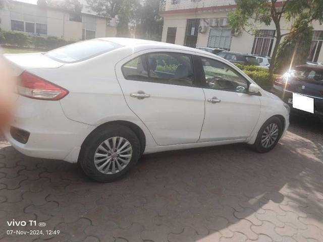 https://images10.gaadi.com/usedcar_image/4210067/original/5939ff544eed9cf97b2e9b41a6edef17.jpg?imwidth=6402