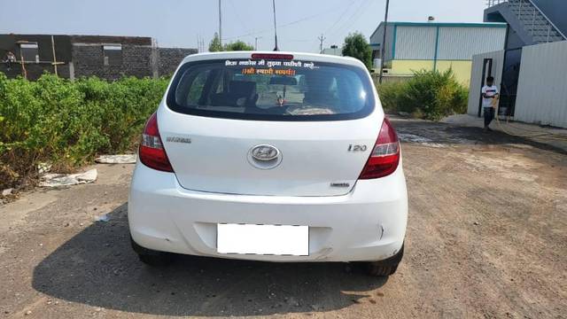 https://images10.gaadi.com/usedcar_image/4210271/original/processed_2f2a85f0-2592-4848-bc1b-8ad7560b416e.jpg?imwidth=6401