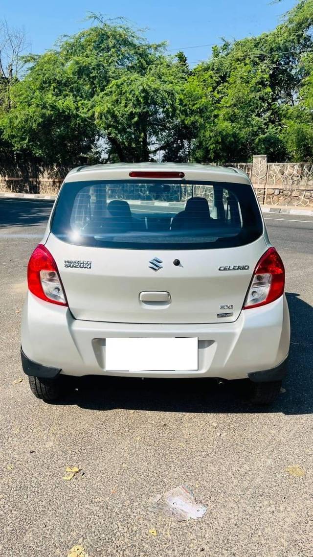 https://images10.gaadi.com/usedcar_image/4210334/original/processed_9e0ac580df59a93101de4b6b53b4ec67.jpg?imwidth=6402