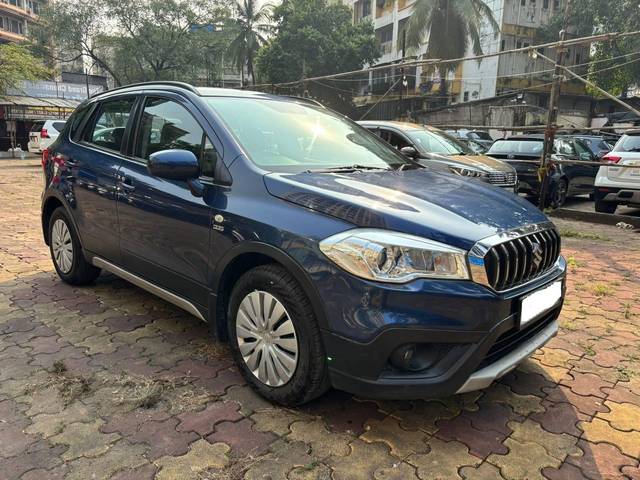 https://images10.gaadi.com/usedcar_image/4210387/original/processed_7f08f7abfde60f10b05f0cebf7e41053.jpg?imwidth=6400