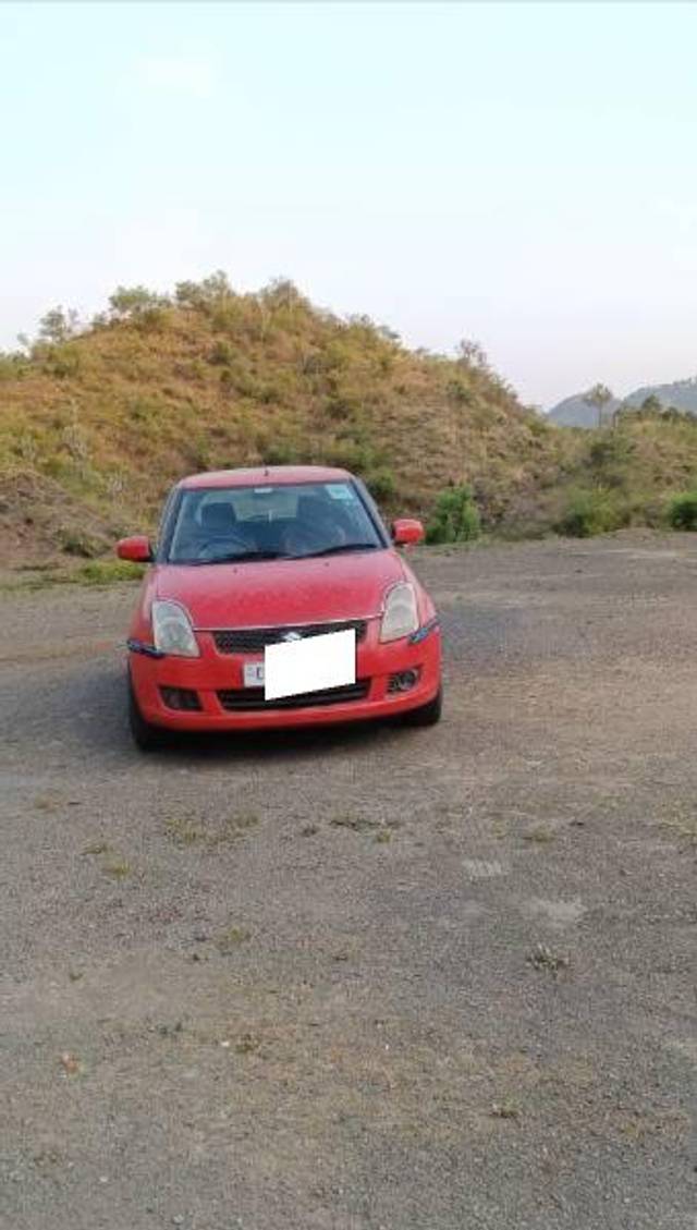 https://images10.gaadi.com/usedcar_image/4210427/original/processed_88418241-7d46-4d94-ba33-3e7c5e2a52bb.jpg?imwidth=6400