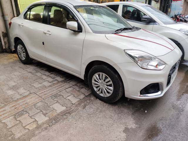 https://images10.gaadi.com/usedcar_image/4210487/original/ff216e2b8d484f6a76f440d59f3f04b8.jpg?imwidth=6400