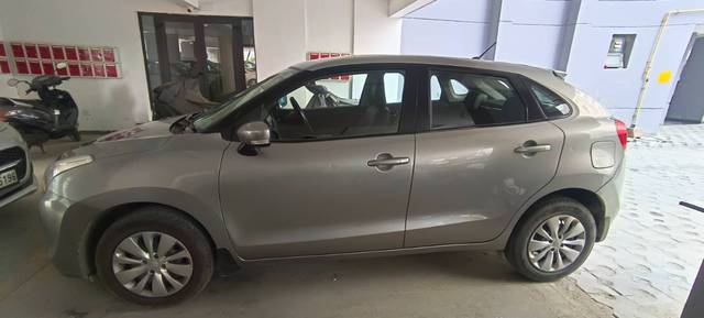 https://images10.gaadi.com/usedcar_image/4210508/original/d076a0830c44130f9f03b90bfc30cec4.jpg?imwidth=6402