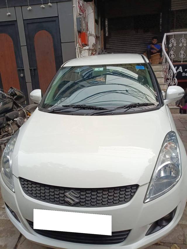 https://images10.gaadi.com/usedcar_image/4210514/original/processed_c6f6dd7aa9b2c7bc0b85e433342cac43.jpg?imwidth=6402