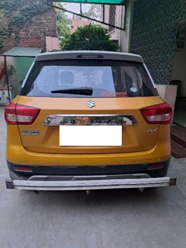 https://images10.gaadi.com/usedcar_image/4210522/original/processed_8931bf01-8ab3-4e5b-adf7-64994b6520bf.jpg?imwidth=6401