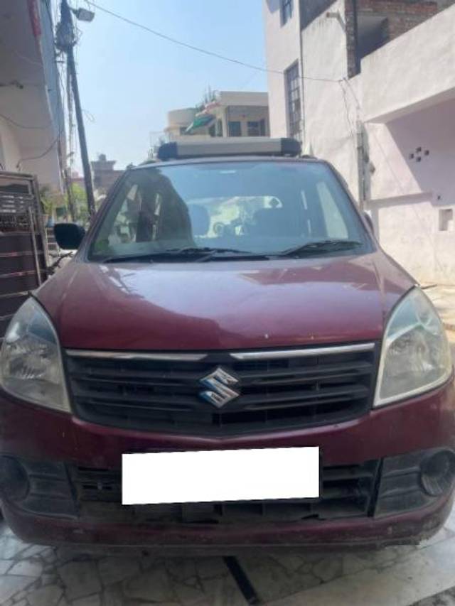 https://images10.gaadi.com/usedcar_image/4210574/original/processed_cd9d7f3f-b136-425a-aae6-41a16adb6663.jpg?imwidth=6400