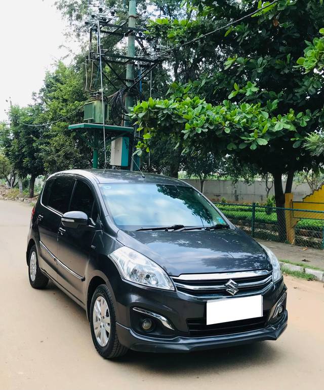 https://images10.gaadi.com/usedcar_image/4210622/original/processed_f10ab0e6f47a970cc5fbee8c2659ae76.jpeg?imwidth=6400