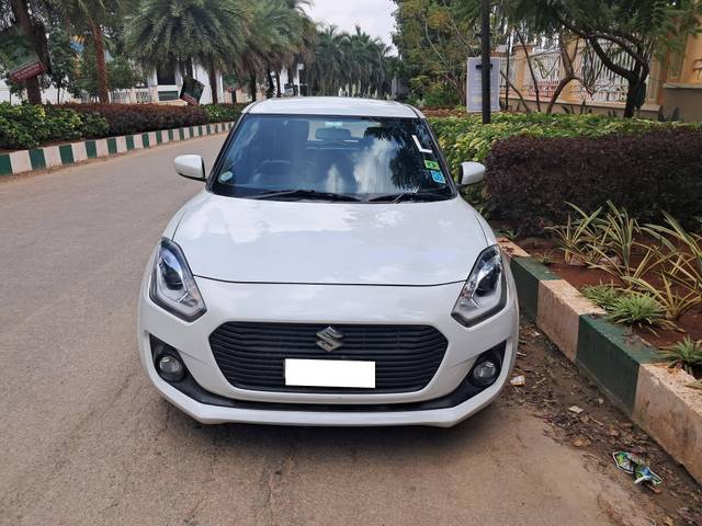 https://images10.gaadi.com/usedcar_image/4210645/original/processed_a213699233b864e70df067d171200513.jpg?imwidth=6401