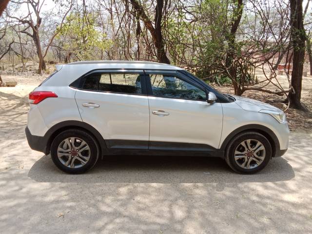 https://images10.gaadi.com/usedcar_image/4210837/original/7746edba0cbce2642eaaf59aae152291.jpg?imwidth=6401