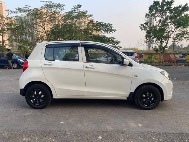 https://images10.gaadi.com/usedcar_image/4210852/original/6286add6b53405170561f648fc204076.jpg?imwidth=6401