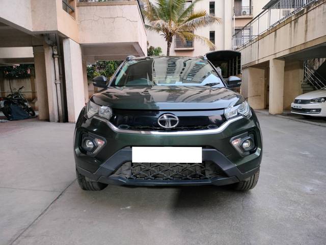 https://images10.gaadi.com/usedcar_image/4210930/original/processed_41569a514c2602b50d7644da43b3f9ff.jpg?imwidth=6400