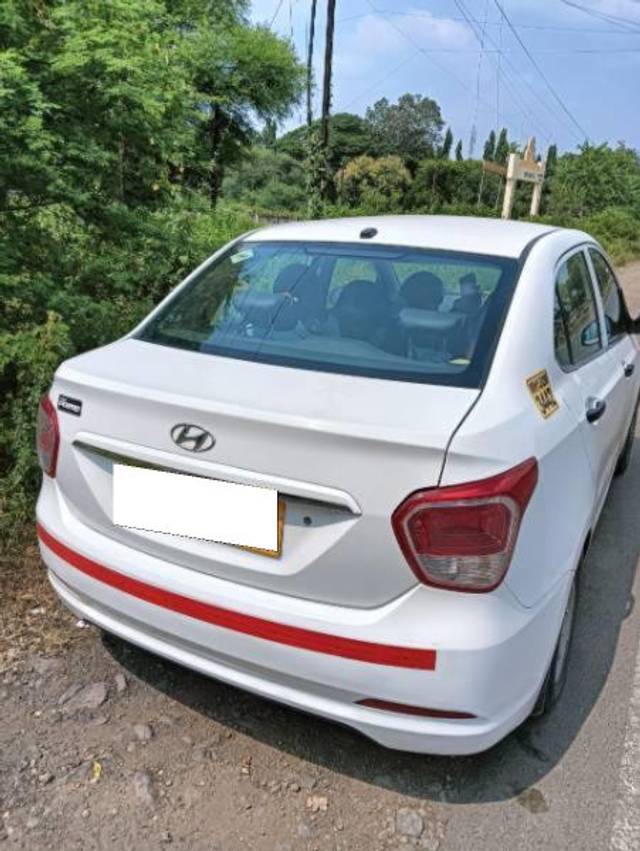 https://images10.gaadi.com/usedcar_image/4211067/original/processed_4be999d5-5095-4cba-8439-29429312364d.jpg?imwidth=6401