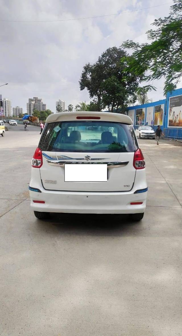 https://images10.gaadi.com/usedcar_image/4211126/original/processed_04fbffe3420c06627ae9427403b0f713.jpg?imwidth=6401