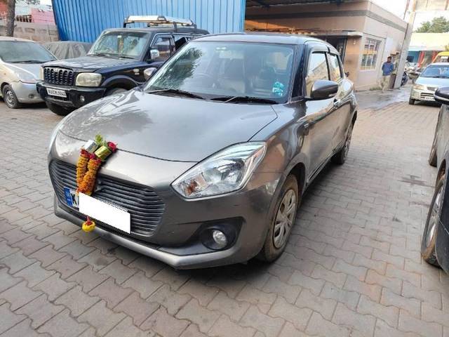 https://images10.gaadi.com/usedcar_image/4211191/original/processed_173c7483-6301-4489-af62-b3f136eeb527.jpg?imwidth=6400