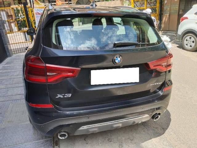 https://images10.gaadi.com/usedcar_image/4211332/original/e41ab8df9a9c97539129587a05e5c4d4.jpeg?imwidth=6401