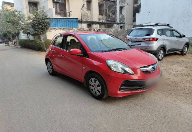 https://images10.gaadi.com/usedcar_image/4211402/original/f903022fddc1ee9a501d40e9f951e8e6.jpg?imwidth=6400