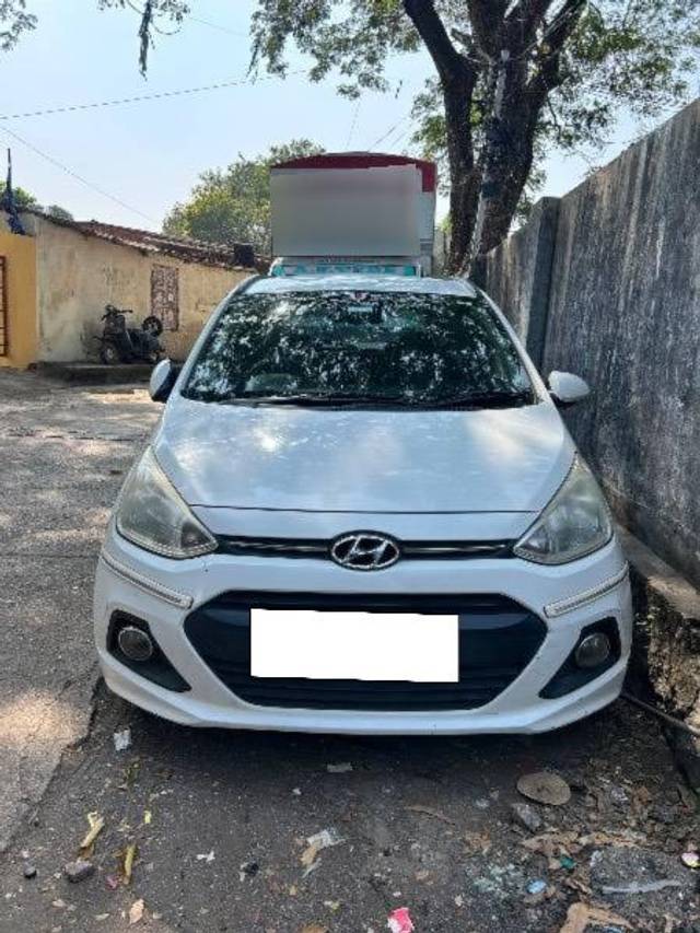 https://images10.gaadi.com/usedcar_image/4211414/original/processed_2932f2a6-8dd5-4185-a9a4-b36f623d5c9d.jpg?imwidth=6400