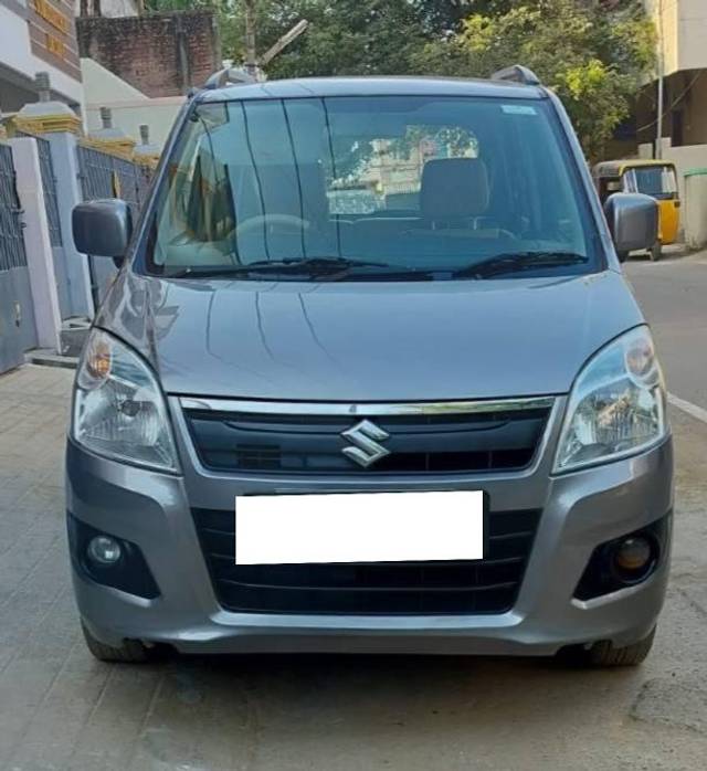 https://images10.gaadi.com/usedcar_image/4211474/original/processed_5bdbcf35663f1abc64d140ff0a9b88c5.jpg?imwidth=6400