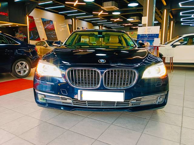 https://images10.gaadi.com/usedcar_image/4211549/original/processed_b2d71d01592e4d1eee62ed840fb00062.jpg?imwidth=6402