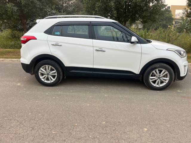 https://images10.gaadi.com/usedcar_image/4211567/original/4d47e1572515680f890820386631f544.jpeg?imwidth=6401