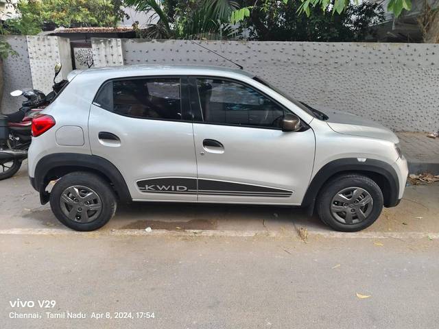 https://images10.gaadi.com/usedcar_image/4211574/original/processed_d03fd95def38bd4a2c27e5407e88dd66.jpg?imwidth=6402