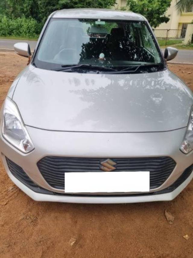 https://images10.gaadi.com/usedcar_image/4211590/original/processed_3337f859-7271-423b-afab-1dcade54a44c.jpg?imwidth=6400