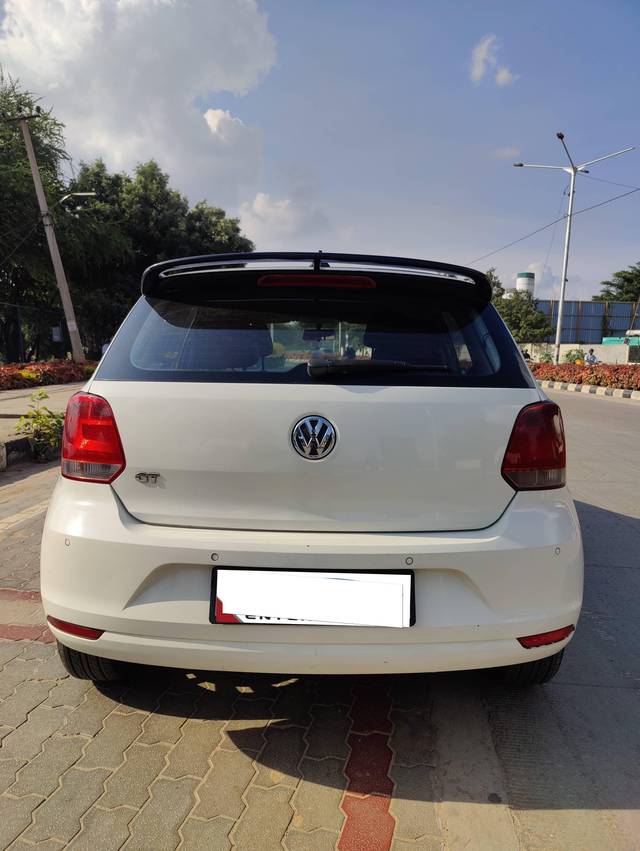 https://images10.gaadi.com/usedcar_image/4211641/original/processed_87e1dcf27235cd776e36278b93e0e3d1.jpg?imwidth=6402