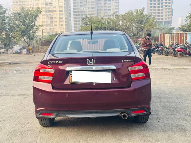 https://images10.gaadi.com/usedcar_image/4211648/original/processed_7f63a41fe06ad02858acb9db33ecc547.jpg?imwidth=6401