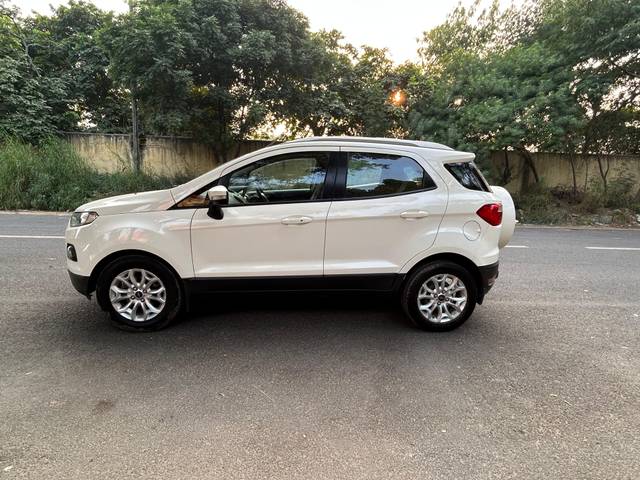 https://images10.gaadi.com/usedcar_image/4211709/original/268042b65e53cfb3c26d51d168dc6b0d.jpg?imwidth=6402