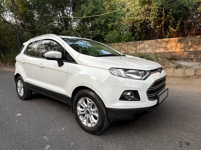 https://images10.gaadi.com/usedcar_image/4211709/original/d8f3b7c3ea7137bea4617e879b054862.jpg?imwidth=6400