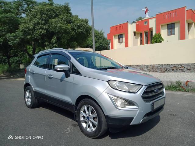 https://images10.gaadi.com/usedcar_image/4211726/original/processed_fc875ae14ab9f9a405a6938fa65a5a96.jpg?imwidth=6400