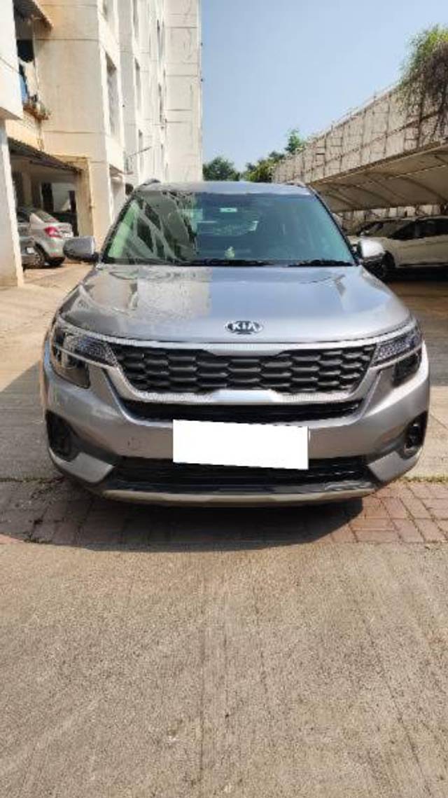 https://images10.gaadi.com/usedcar_image/4211750/original/processed_2012439b-d655-4f4f-b75b-73a9699f2708.jpg?imwidth=6400