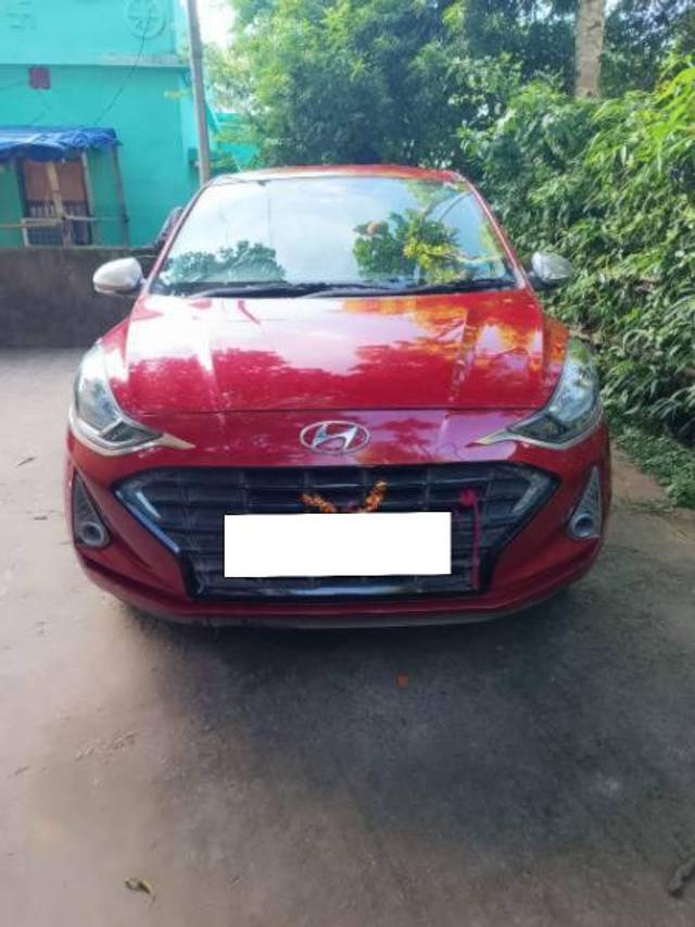 https://images10.gaadi.com/usedcar_image/4211903/original/processed_a15605d3-e2a1-4a64-aec8-5d079035b1e8.jpg?imwidth=6402