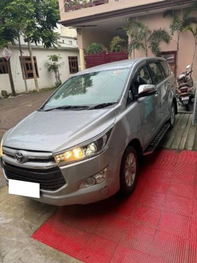 https://images10.gaadi.com/usedcar_image/4211922/original/processed_27dc995c-25ca-4cf8-a3c5-a09c8cc79b13.jpeg?imwidth=6402