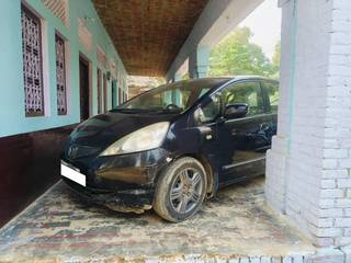 Honda Jazz 2009-2011 Honda Jazz Basic