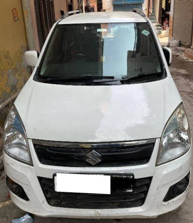 https://images10.gaadi.com/usedcar_image/4211940/original/7a99730c0f7fd4d3bd27600bdf7c30f8.jpg?imwidth=6400