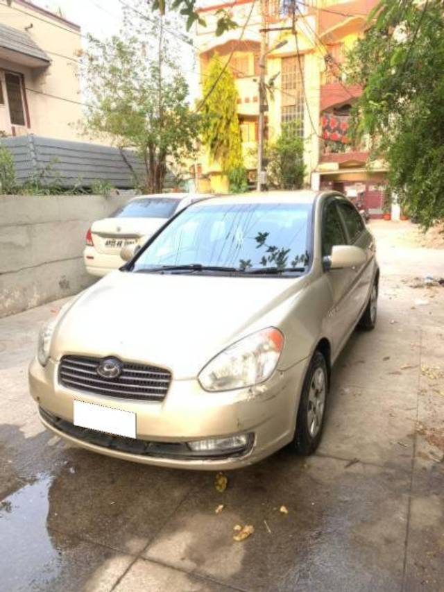 https://images10.gaadi.com/usedcar_image/4212004/original/processed_d09e03b9-ed4d-4085-98d6-591fec58d915.jpg?imwidth=6400