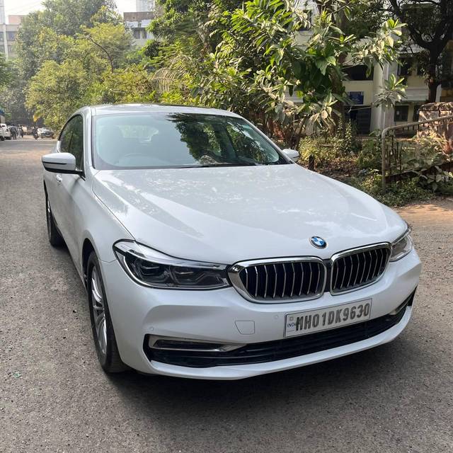 https://images10.gaadi.com/usedcar_image/4212041/original/processed_5027c2fcbe8c32cea1af072c4beff50b.jpg?imwidth=6400