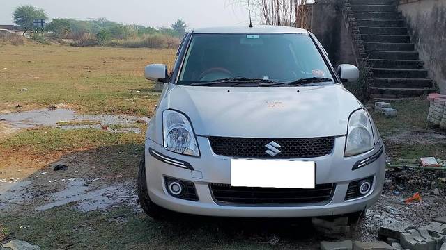 https://images10.gaadi.com/usedcar_image/4212187/original/processed_0b46d0ad-7d68-4a7c-8181-4e9bdd67a7e5.jpg?imwidth=6402