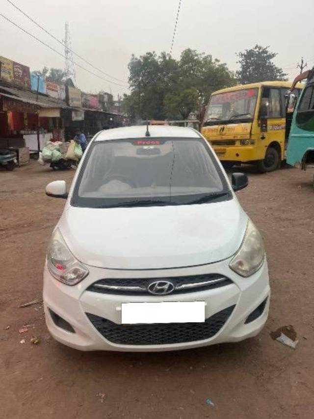 https://images10.gaadi.com/usedcar_image/4212207/original/processed_91d0e59b-f692-4c25-a493-3714a3fce758.jpg?imwidth=6400