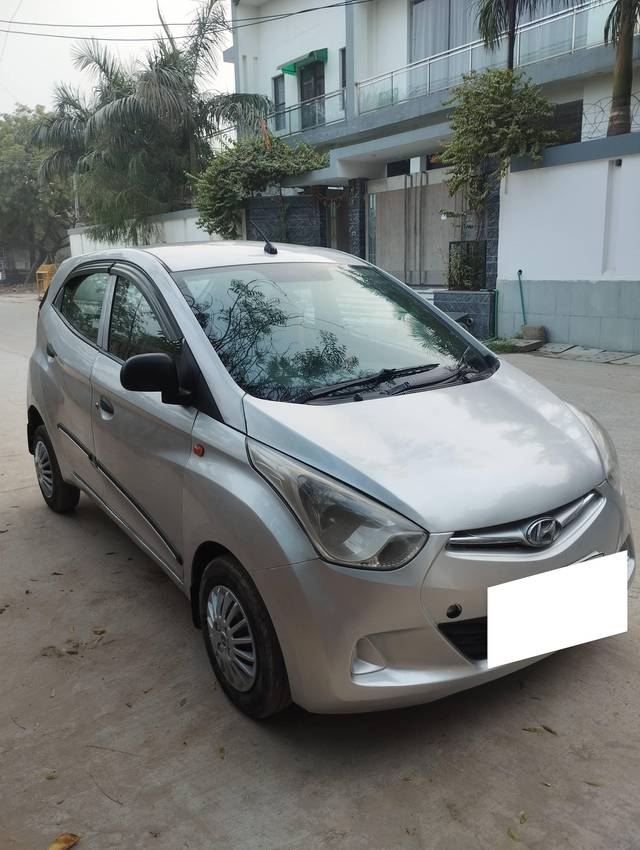 https://images10.gaadi.com/usedcar_image/4212274/original/processed_ae65925511c3150efd88277269199179.jpg?imwidth=6400