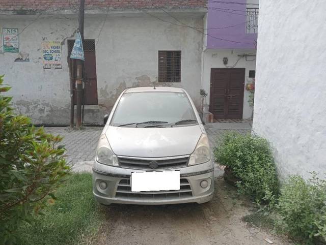 https://images10.gaadi.com/usedcar_image/4212345/original/processed_d737f595-8ae5-496b-810e-05cf7f58cd08.jpg?imwidth=6400