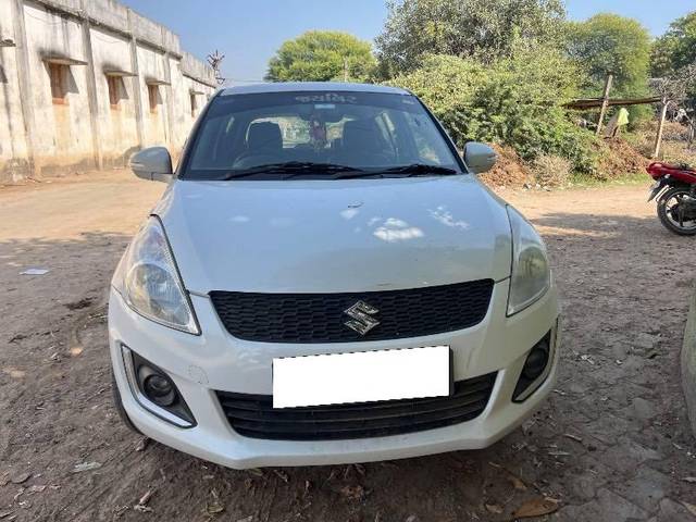 https://images10.gaadi.com/usedcar_image/4212480/original/processed_33dfbba9-b7d6-4877-a32c-d3f8d13b275e.jpg?imwidth=6400