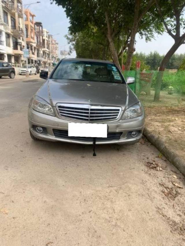 https://images10.gaadi.com/usedcar_image/4212709/original/processed_11f3c43d-b590-4714-b9b5-5913a7d47016.jpg?imwidth=6400